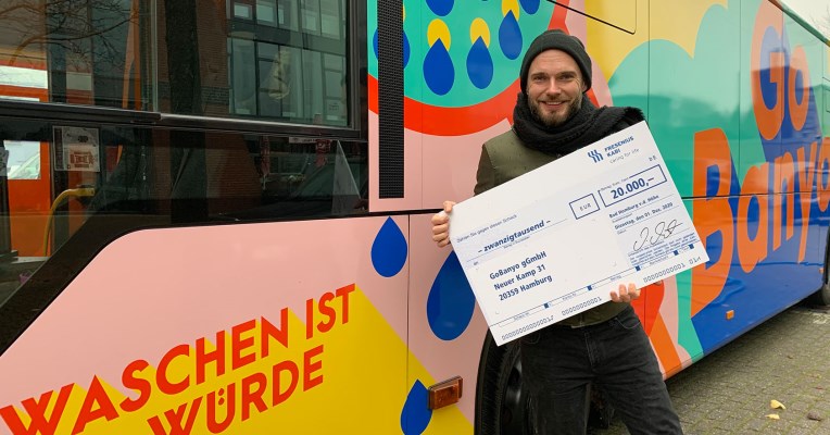 Improving the quality of life of homeless people: Fresenius Kabi Germany supports GoBanyo initiative